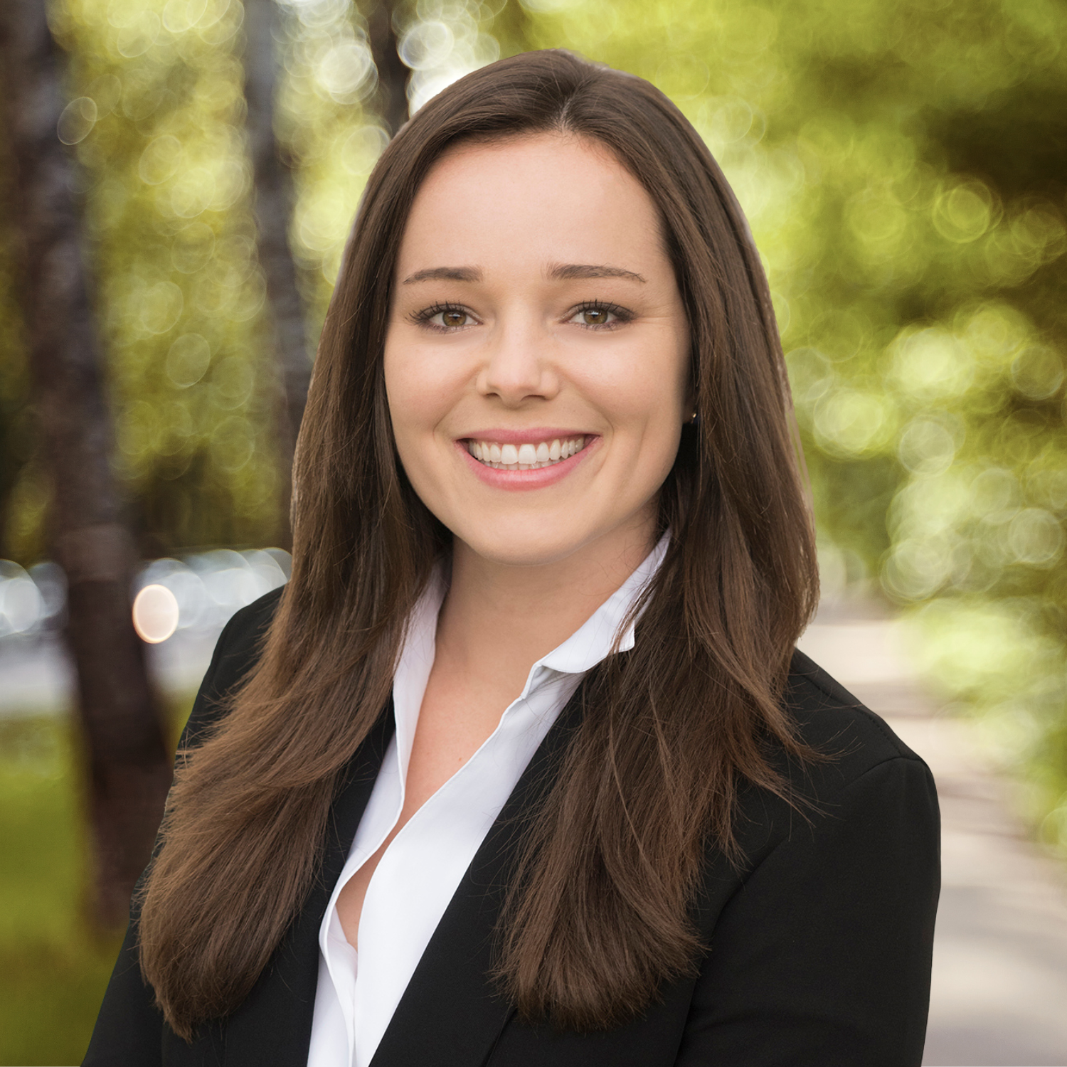 Jacquelyn Hu, Co-founder · Realtor® at Hu & Blue Real Estate Group